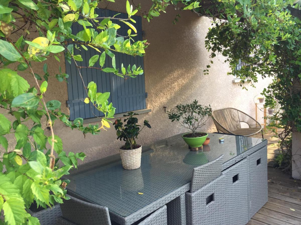 Villa En Bordure De Colline*Piscine*Clim*Netflix Les Matelles Luaran gambar